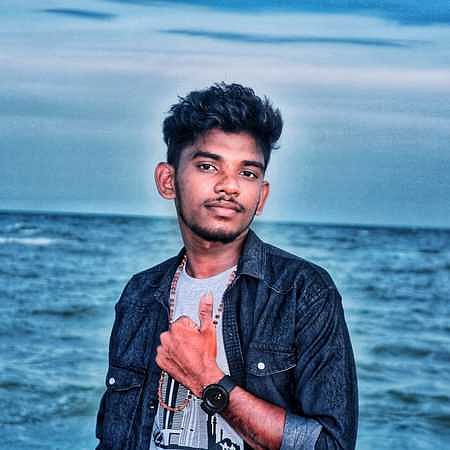 இருசக்கர வாகனம் மீது அரசுப் பேருந்து மோதல்: 2 இளைஞா்கள் உயிரிழப்பு