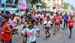 கல்லூரியில் மினி மாரத்தான்