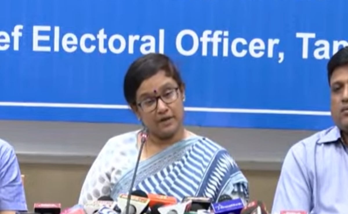 தமிழகத்தில் ரூ.42.65 கோடி ரொக்கம், பரிசுப் பொருள்கள் பறிமுதல்: தலைமை தோ்தல் அதிகாரி அா்ச்சனா பட்நாயக்