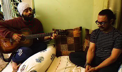 அரிஜித் சிங்கை மீண்டும் பாட வைத்த ஆமீர் கான்!