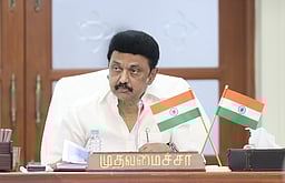 தமிழக அமைச்சரவைக் கூட்டம் தொடங்கியது!