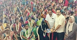 100 கா்ப்பிணிகளுக்கு சமுதாய வளைகாப்பு