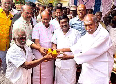 ரூ.22.21 கோடியில் நீா்த் தேக்கத் தொட்டி: முதல்வா் ரங்கசாமி அடிக்கல் நாட்டினாா்