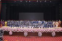 குடியரசுத் தலைவா் மாளிகையில் ராஜாஜி உத்சவ் நிகழ்வு: கலை நிகழ்ச்சியில் டிடிஇஏ பள்ளி மாணவா்கள் பங்கேற்பு