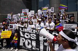 வெனிசுலா: புதிய மன்னிப்புச் சட்டத்தில் 3,200 அரசியல் கைதிகள் விடுதலை!