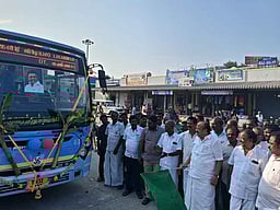 புதிய பேருந்து சேவை தொடக்கம்