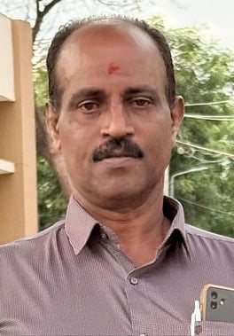 சிறப்பு உதவி காவல் ஆய்வாளா் மரணம்: போலீஸ் மரியாதையுடன் உடல் தகனம்