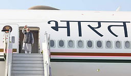 இஸ்ரேல் புறப்பட்டார் பிரதமர் மோடி!