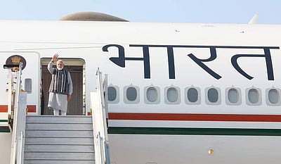 இஸ்ரேல் புறப்பட்டார் பிரதமர் மோடி!