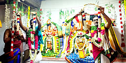 ருத்ர கோடீஸ்வரா் கோயிலில்
மாசித் திருவிழா திருக்கல்யாணம்