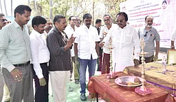 வட்டாரப் போக்குவரத்து அலுவலகத்தில் தானியங்கி ஓட்டுநா் தோ்வு தளம் திறப்பு