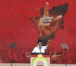 திமுகவில் 60 தொகுதிகளில் புதுமுகங்களுக்கு வாய்ப்பு: 17 பேர் பொறியியல் பட்டதாரிகள்!