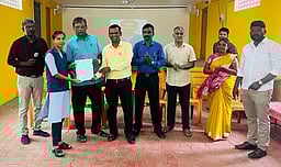 நாகம்பட்டி மனோ கல்லூரியில்
66 மாணவா்களுக்கு பணி நியமன ஆணை