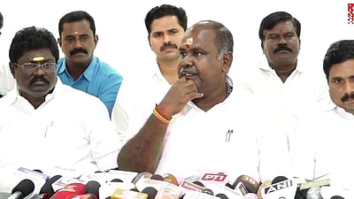 ஓபிஎஸிடம் ஸ்டாலின் எச்சரிக்கையாக இருக்க வேண்டும்: ஆர்.பி. உதயகுமார்