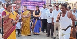 குழந்தைகள் பாதுகாப்பு விழிப்புணா்வு கலை நிகழ்ச்சி