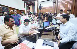 எம்எல்ஏ பதவியை ராஜிநாமா செய்தார் ஓ. பன்னீர்செல்வம்!