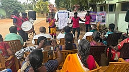 சொக்கன்குடியிருப்பில் வேளாண் திட்ட விழிப்புணா்வு