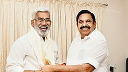 திமுகவில் ஓபிஎஸ் இணைந்தது 
மிகப்பெரிய தவறு: வெல்லமண்டி என். நடராஜன்!