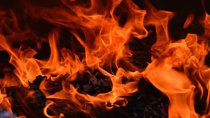 Mosques set on fire in the West Bank