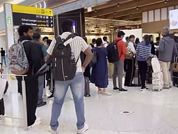 ஒரு கோடி இந்தியா்களின் பாதுகாப்புக்கு முன்னுரிமை:
வெளியுறவு அமைச்சகம்