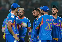 டி20 உலகக் கோப்பை: அரையிறுதியில் இந்தியா - புகைப்படங்கள்