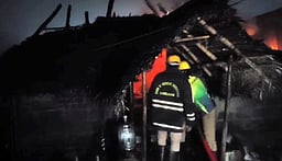 தீ விபத்தில் குடிசை சேதம்