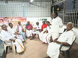 வருவாய்த் துறையினா் போராட்டத்தை முடிவுக்குக் கொண்டுவர இந்திய கம்யூ. கட்சி கோரிக்கை