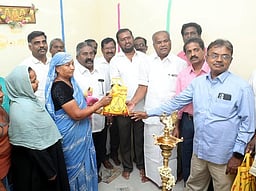 நியாய விலைக் கடைக்கான 
புதிய கட்டடம் திறப்பு