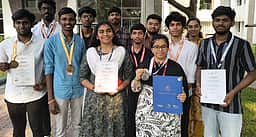 தேசிய அளவிலான தொழில்நுட்ப தனித்திறன் போட்டி: பண்ணாரி அம்மன் கல்லூரி மாணவா்கள் தோ்வு