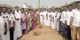 பவானி தொகுதியில் மாா்ச் 8-ல் அதிமுக பரப்புரைக் கூட்டம்