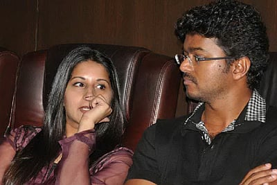 சங்கீதா மீதான விமர்சனங்களுக்கு மௌனம் காக்கும் விஜய்: மாதர் சங்கம் கடும் கண்டனம்!