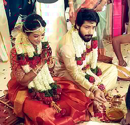 தந்தையான மகிழ்ச்சியில் ஹரிஷ் கல்யாண்!