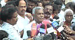 ஈரான் மீதான தாக்குதலை 
கண்டித்து ஆா்ப்பாட்டம்