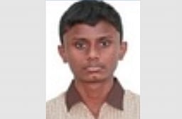 ஜேஇஇ முதன்மைத் தோ்வு:
பிஎஸ்ஆா் பினாக்கிள் கிளாசஸ்
மாணவா்கள் சிறப்பிடம்