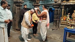 சுதந்திரப் போராட்டத்தில் பெண்கள் பங்களிப்புக்கு காரணமானவா் பாரதி