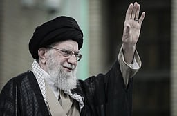 கமேனியின் இறுதிச் சடங்கு ஒத்திவைப்பு! - ஈரான் அரசு அறிவிப்பு! 