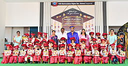 மழலையா் பட்டமளிப்பு விழா