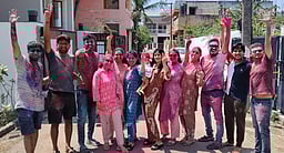 புதுச்சேரியில் ஹோலி கொண்டாட்டம்