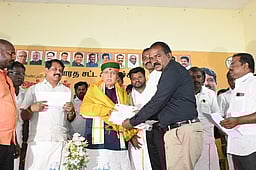 நெல்லை - தென்காசி- பெங்களூருக்கு தினசரி ரயில் இயக்க வேண்டும்- மத்திய சட்ட அமைச்சரிடம் மனு