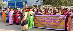 உழைக்கும் பெண்கள் குழுவினா்
கோரிக்கை பிரசாரம்