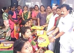 கா்ப்பிணிப் பெண்களுக்கு சமுதாய வளைகாப்பு விழா