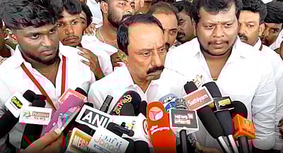 தவெகவை காட்டி கூடுதல் தொகுதிகள் பெற்ற காங்கிரஸ்! செங்கோட்டையன்