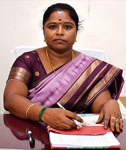 சங்ககிரி வட்டாட்சியா் பொறுப்பேற்பு