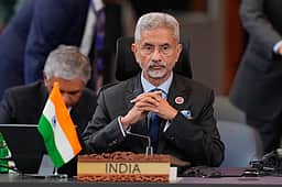 மேற்காசிய பதற்றம்: சவூதி, யுஏஇ வெளியுறவு அமைச்சா்களுடன் ஜெய்சங்கா் ஆலோசனை!