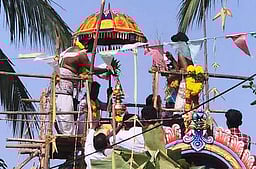 நீடூா் தில்லைகாளியம்மன் கோயில் கும்பாபிஷேகம்