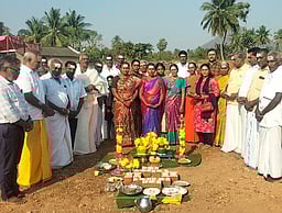 கொண்டயம்பள்ளியில் 
புதிய சிவன் கோயில் கட்ட பூமிபூஜை