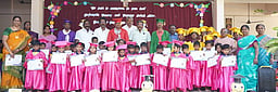 பள்ளி மாணவா்களுக்கு பட்டமளிப்பு விழா