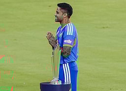 டி20 உலகக் கோப்பை பட்டத்தை தக்க வைக்குமா இந்தியா? நியூஸிலாந்துடன் இன்று இறுதி ஆட்டம்!