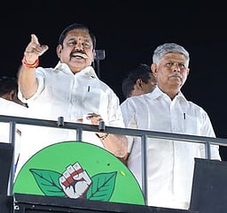 திமுக ஆட்சியில் அனைத்துத் துறைகளிலும் ஊழல்: எடப்பாடி பழனிசாமி குற்றச்சாட்டு