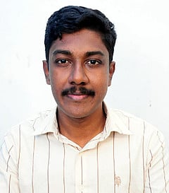 நான் முதல்வன் திட்டத்தில் படித்த மாணவா் ஐஏஎஸ் தோ்வில் தோ்ச்சி!